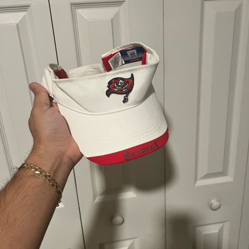 Tampa Bay Buccaneers White and Red Visor